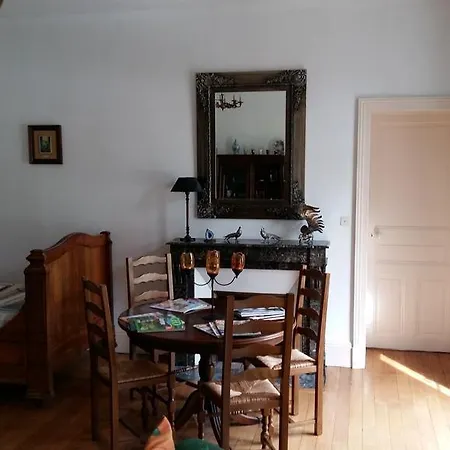 Bed and breakfast L'echauguette Isserpent